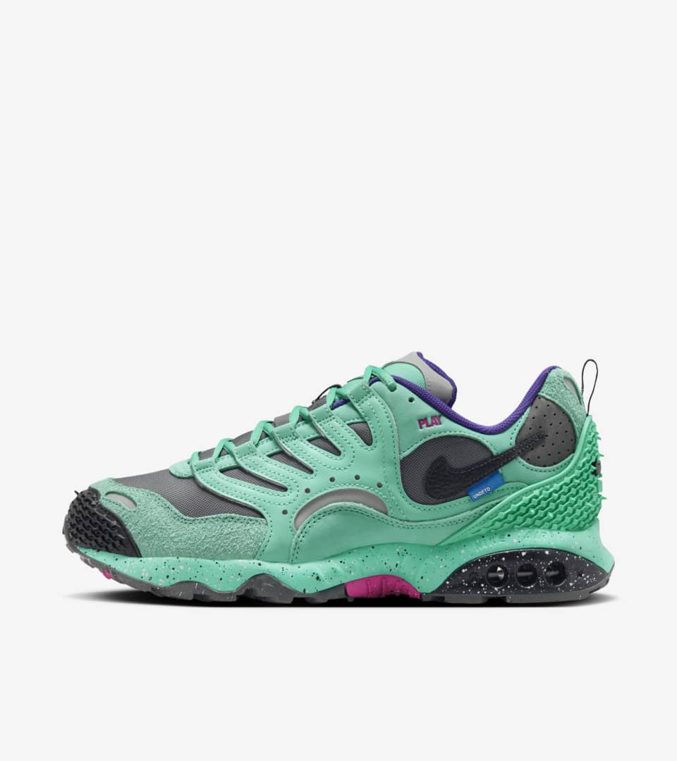 Chaussure deals nike ouverte